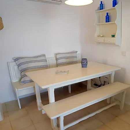 Roca Fornells, Marinero Con Wifi Y Aire Acondicionado P82